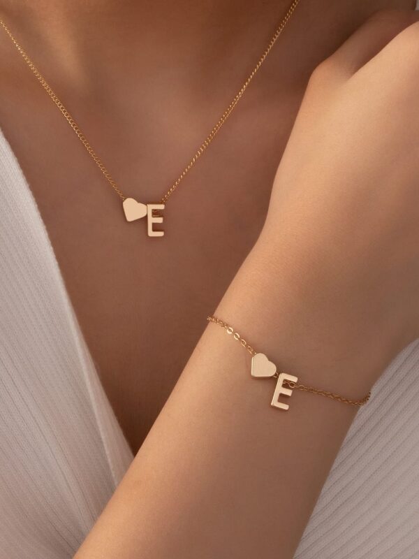 Alphabet Neck & Handchain - E